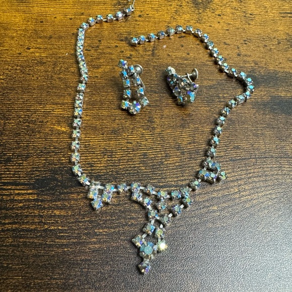 Coro Blue AB Crystal Set Choker Necklace Screw Back Earrings Demi Parrure - Picture 3 of 16